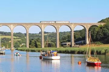 Train on Calstock Viaduct over the River Tamar