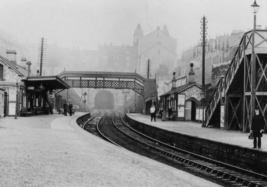 mutley-plain-station-small-courtesy-of-STEAM-Museum-Of-The-GWR